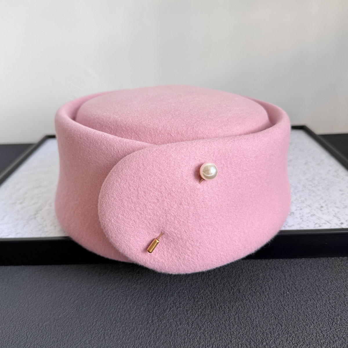 قبعة بيريه نسائية جديدة لفصلي  - مراجعة Beret French Wool وسعره